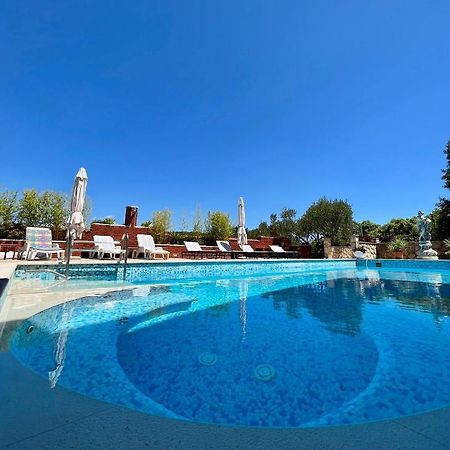 Appartement Gorana Apartman With Swimming Pool à Jelsa  Extérieur photo